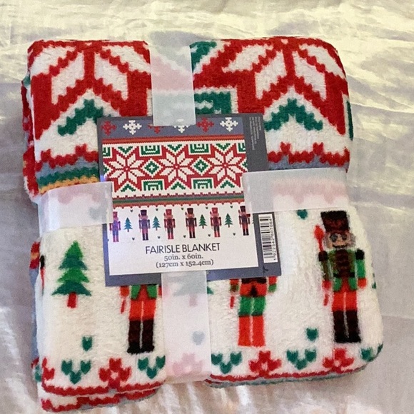 🎄NWT Holiday Soft Fun Oversized Plush Throw 
Brand New With Tags 50 “ X 60 “ 🎄 - Picture 6 of 8